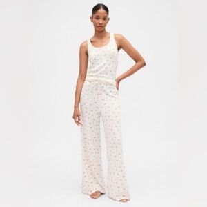 gapbody mini floral pointelle pajamas. Size small